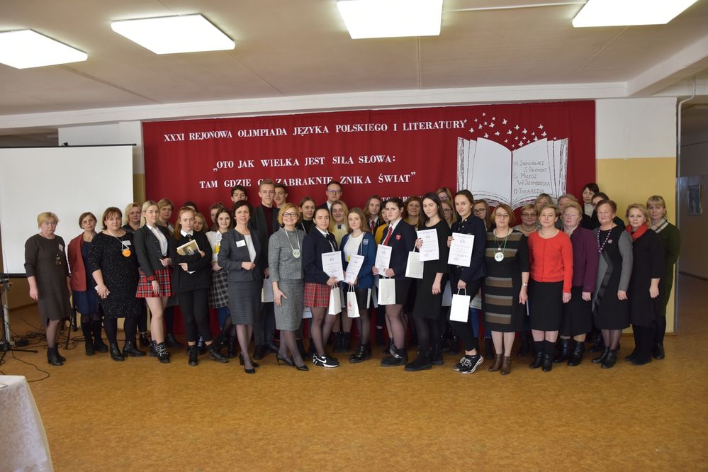 Foto: Gimnazjum im. Tadeusza Konwickiego w Bujwidzach