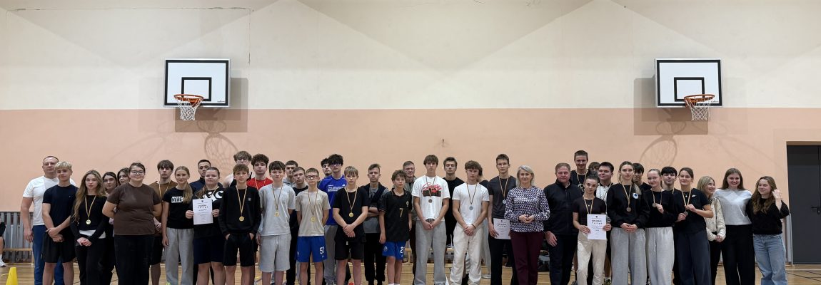 Drużyna naszego gimnazjum zwycięzcą zawodów w podnoszeniu odważników w rejonie wileńskim!